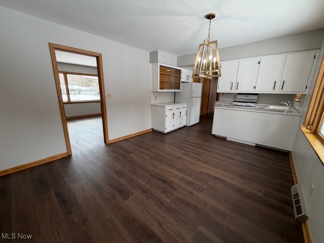 1933 Arndale Road Stow, OH 44224 - Photo 4 of 21 Spacious updated kitchen