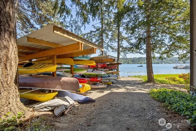 $3,500 | 17450 Northeast 40th Place, Unit E1, Redmond, WA 98052