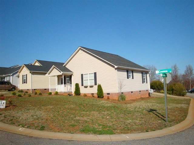 120 Cosmos Lane Greer, SC 29651 - Photo 3 of 18 Gallery Image 3