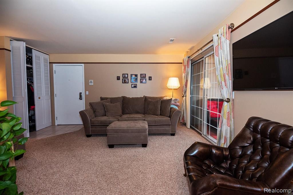 450 Baldwin Avenue, Unit 52 Rochester, MI 48307 - Photo 2 of 24
