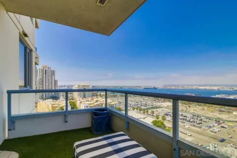 $990,000 | 700 West E Street, Unit 1602, San Diego, CA 92101
