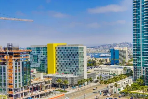 $990,000 | 700 West E Street, Unit 1602, San Diego, CA 92101