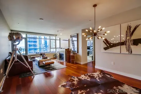 $990,000 | 700 West E Street, Unit 1602, San Diego, CA 92101