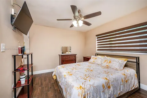 $855,000 | 10341 Southwest 52nd Terrace, Miami, FL 33165