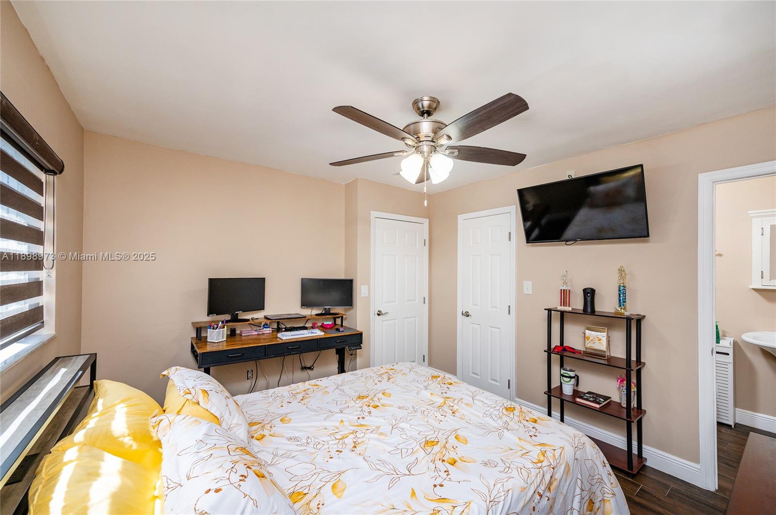 10341 Southwest 52nd Terrace Miami, FL 33165 - Photo 20 of 31