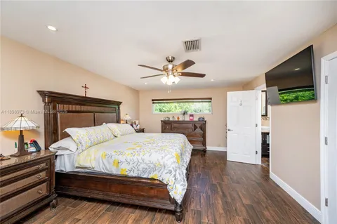 $855,000 | 10341 Southwest 52nd Terrace, Miami, FL 33165