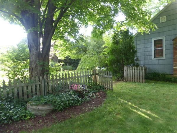 87 Somers Road Hampden, MA 01036 - Photo 9 of 11