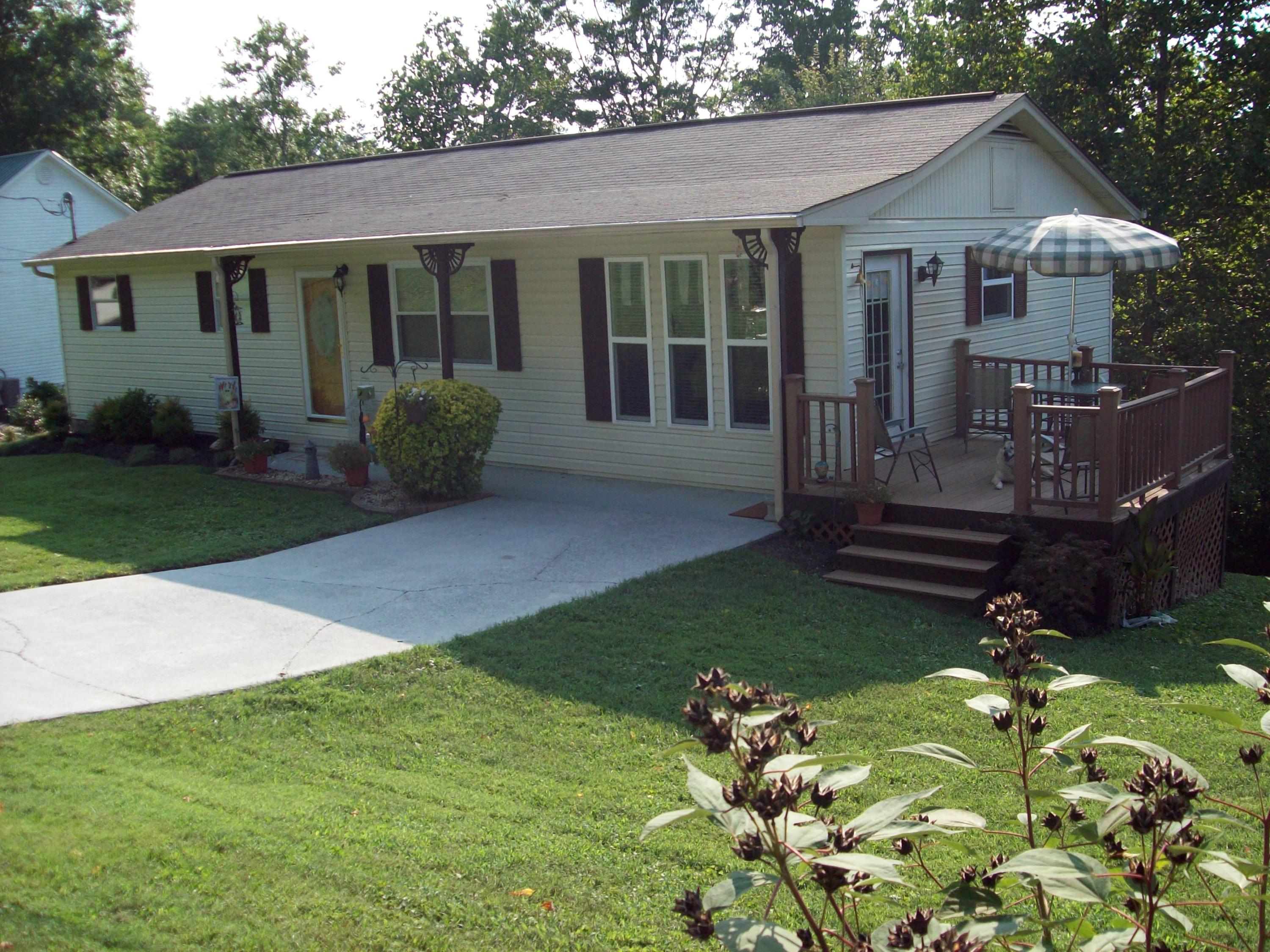 543 Stephens Road Rocky Top, TN 37769 - Photo 2 of 29 Front