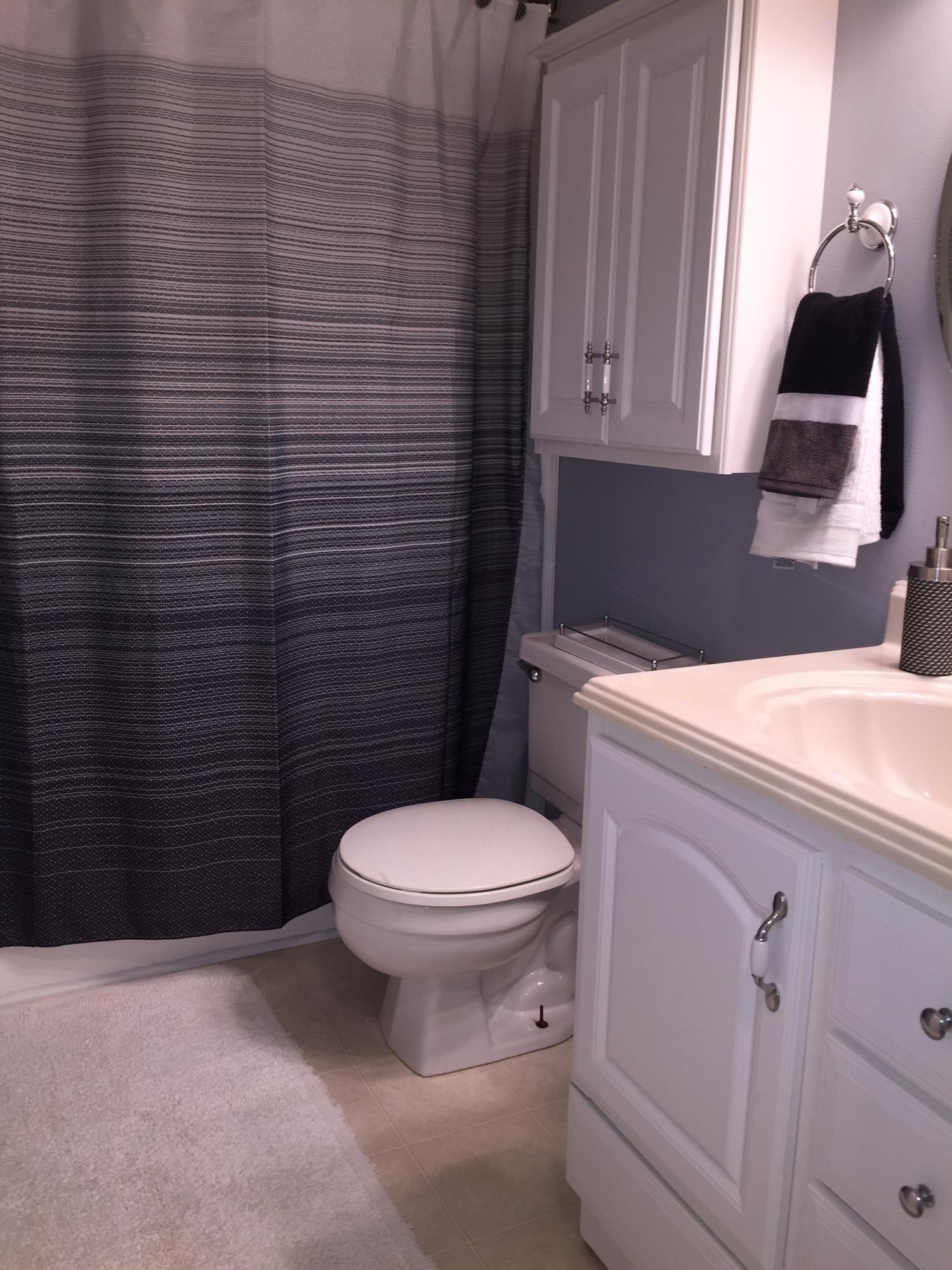 543 Stephens Road Rocky Top, TN 37769 - Photo 18 of 29 Bathroom