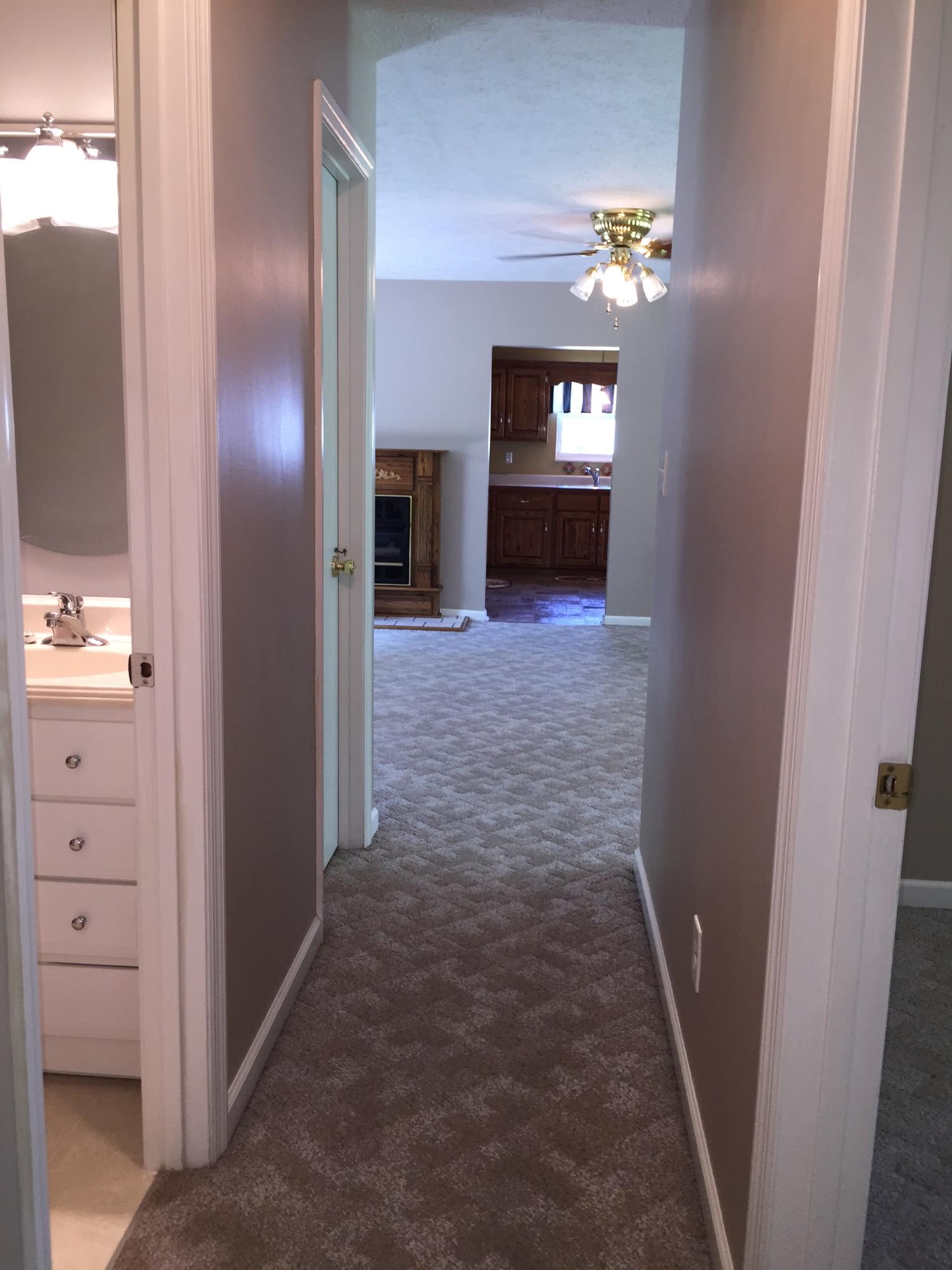 543 Stephens Road Rocky Top, TN 37769 - Photo 20 of 29 Hallway