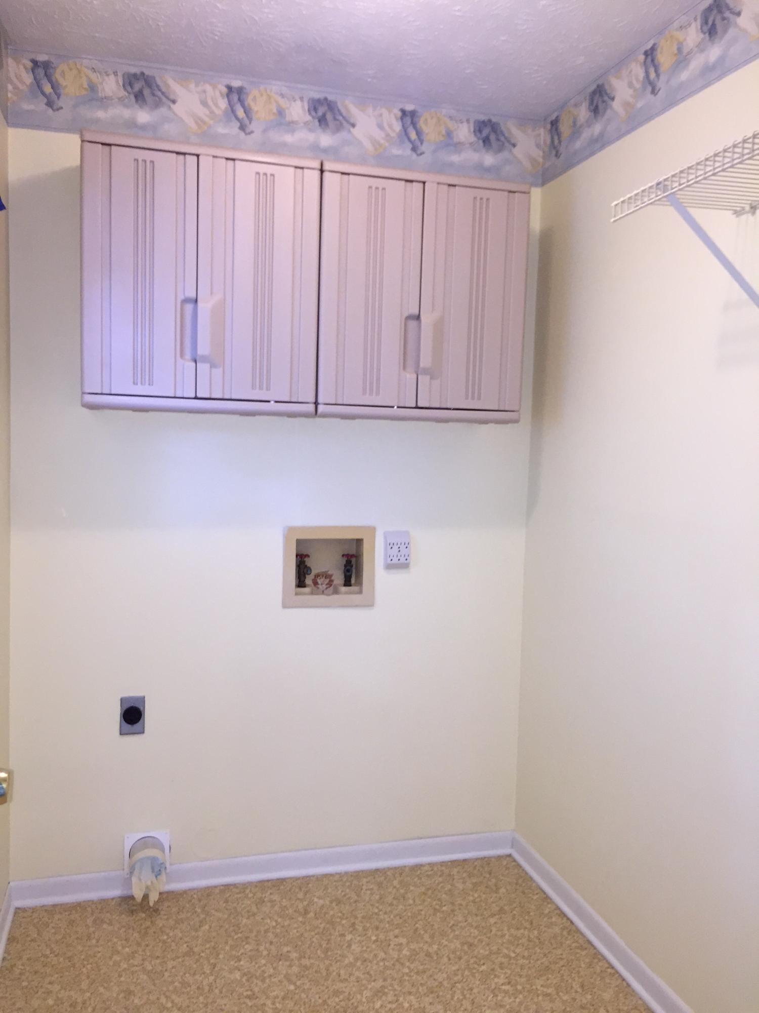 543 Stephens Road Rocky Top, TN 37769 - Photo 21 of 29 Laundry Room