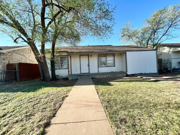 $875 | 2803 2nd Street, Lubbock, TX 79415
