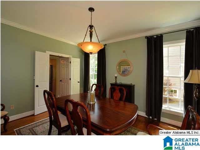 1747 Wellington Road Birmingham, AL 35209 - Photo 9 of 32
