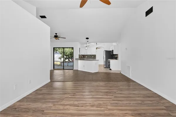 $389,990 | 2075 Hedgerow Circle, Ocoee, FL 34761