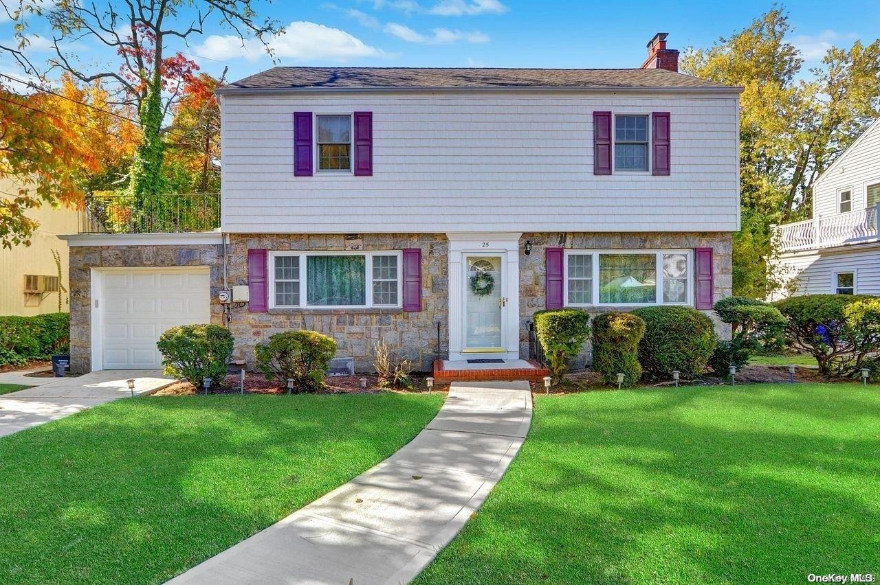 25 Doris Place Malverne, NY 11565 - Photo 1 of 1 25 Doris Place