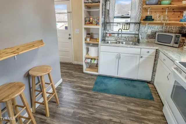 $159,000 | 427 Roan Street, Kingsport, TN 37665