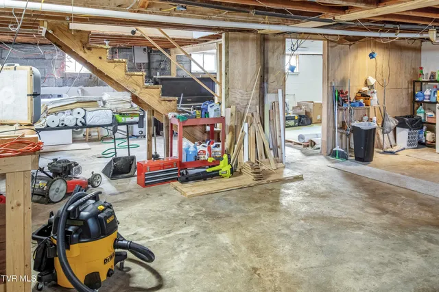 $159,000 | 427 Roan Street, Kingsport, TN 37665