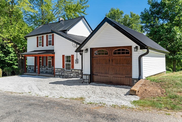 16813 Nobblett Road Hagerstown, IN 47346 - Photo 2 of 21 Gallery Image 2