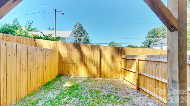 $2,800 | 156 Mattoon Street, Charlotte, NC 28216