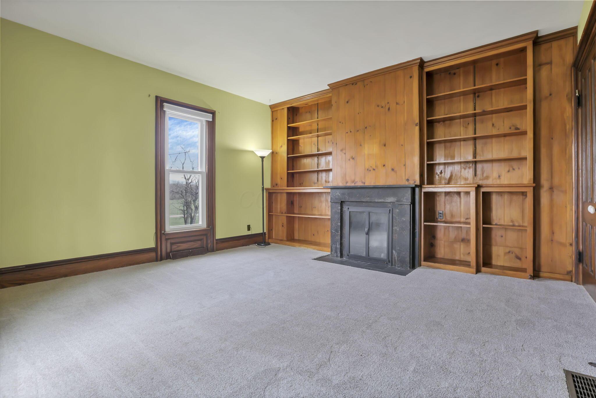 799 James Road Granville, OH 43023 - Photo 19 of 106