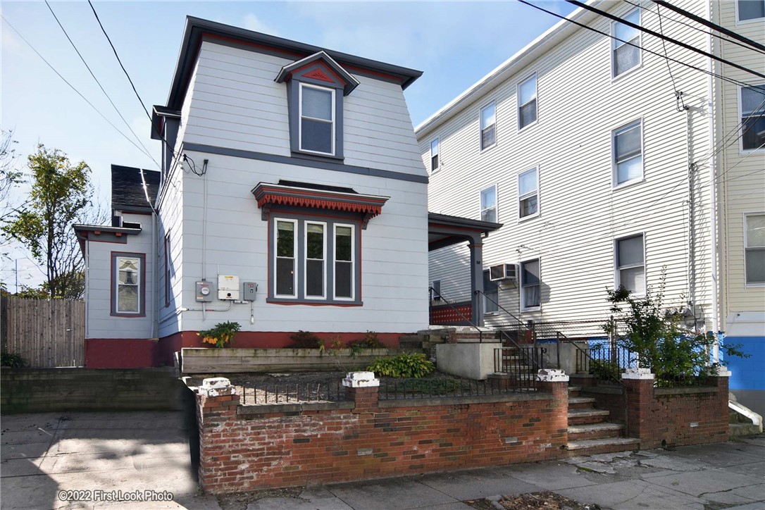 88 Ring Street Providence, RI 02909 - Photo 2 of 37