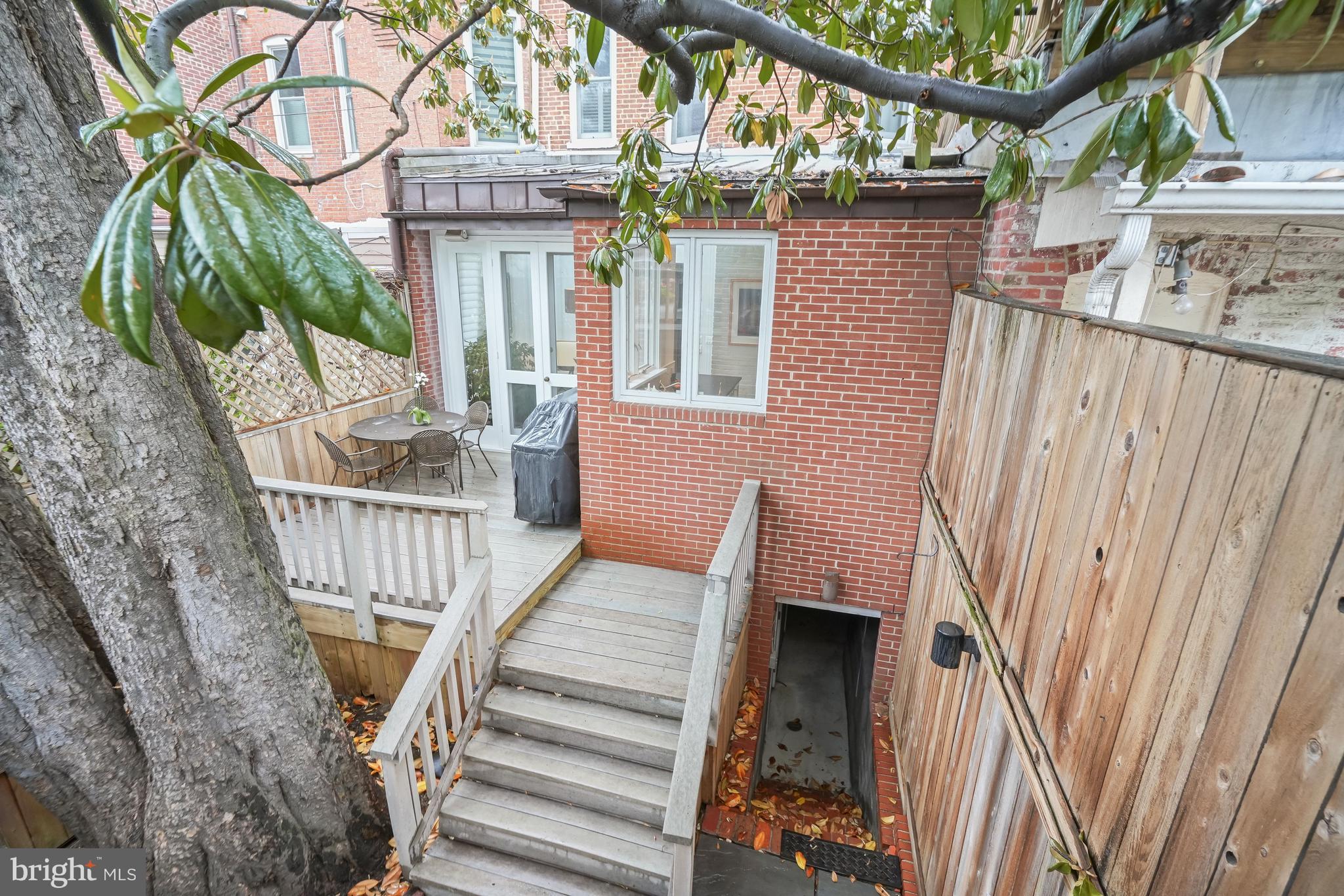 1716 Q Street Northwest Washington, DC 20009 - Photo 42 of 47 Rear Deck