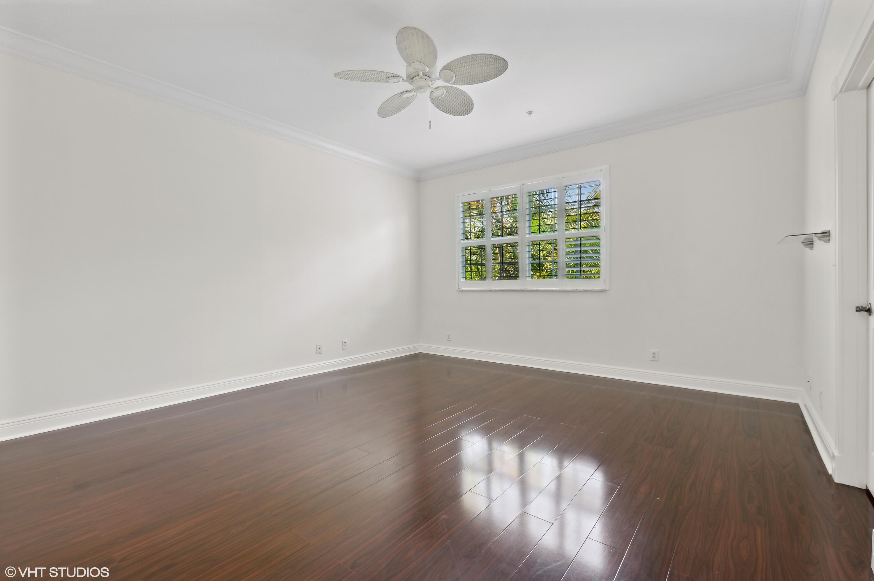 103 Lighthouse Circle, Unit D Tequesta, FL 33469 - Photo 20 of 36 PRIMARY BEDROOM