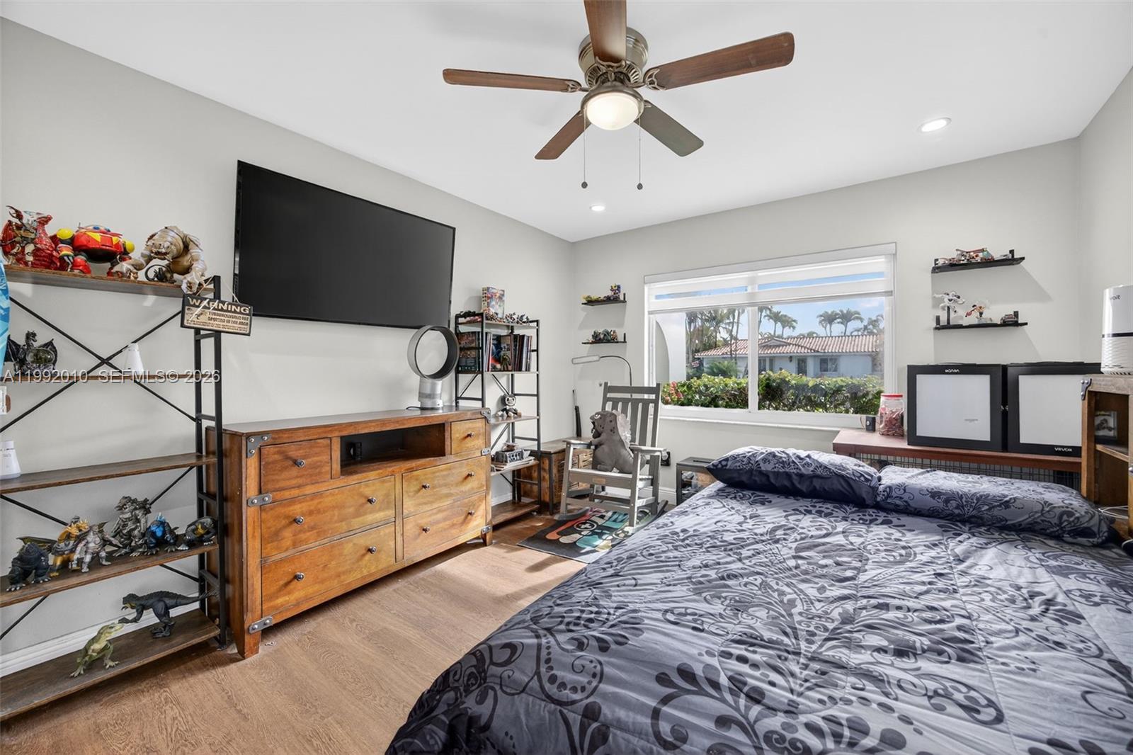 4890 Southwest 141st Avenue Miami, FL 33175 - Photo 19 of 42