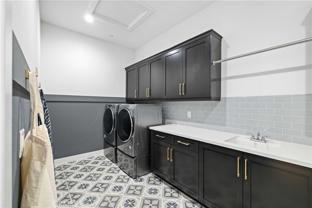 12401 Ridgeline Road Porter Ranch, CA 91326 - Photo 18 of 39