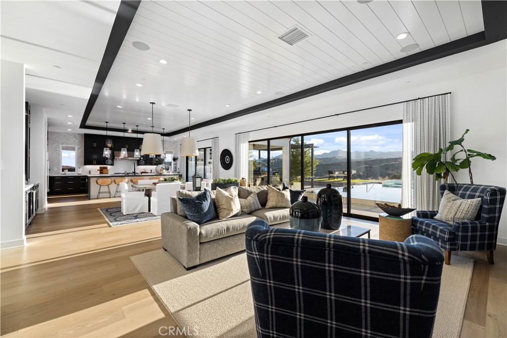 12401 Ridgeline Road Porter Ranch, CA 91326 - Photo 23 of 39