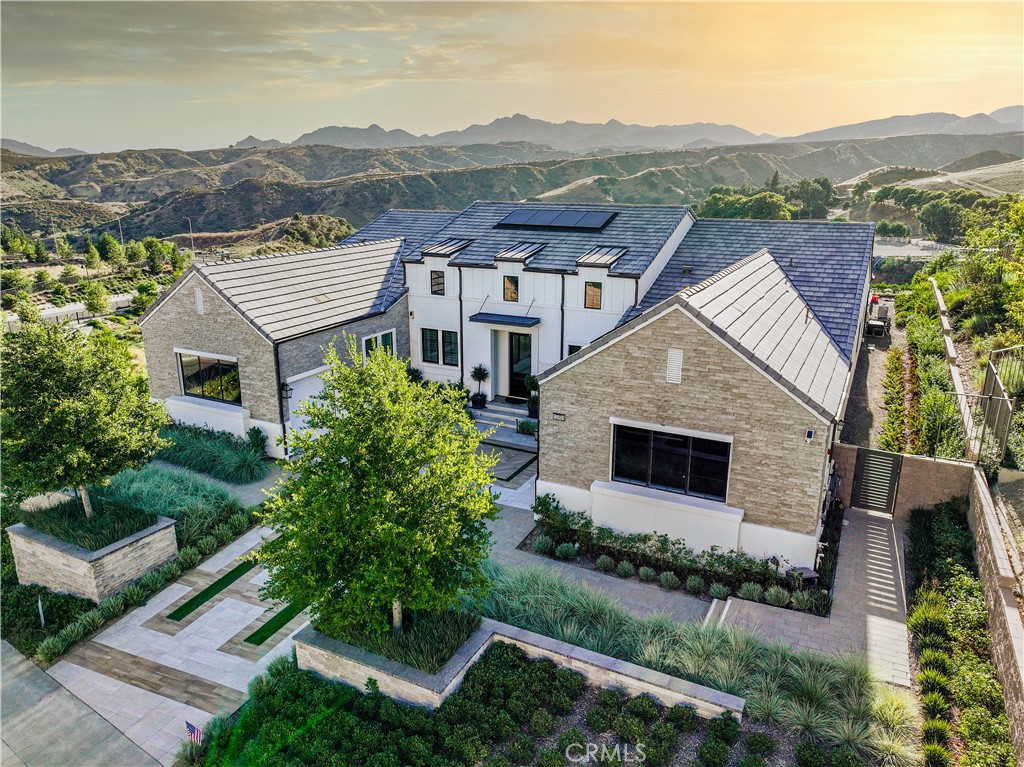 12401 Ridgeline Road Porter Ranch, CA 91326 - Photo 5 of 39