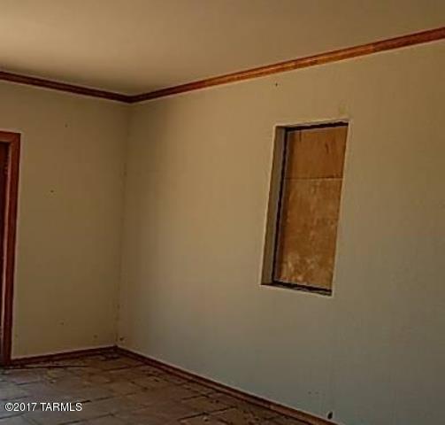 375 Sunny Lane Rio Rico, AZ 85648 - Photo 7 of 14