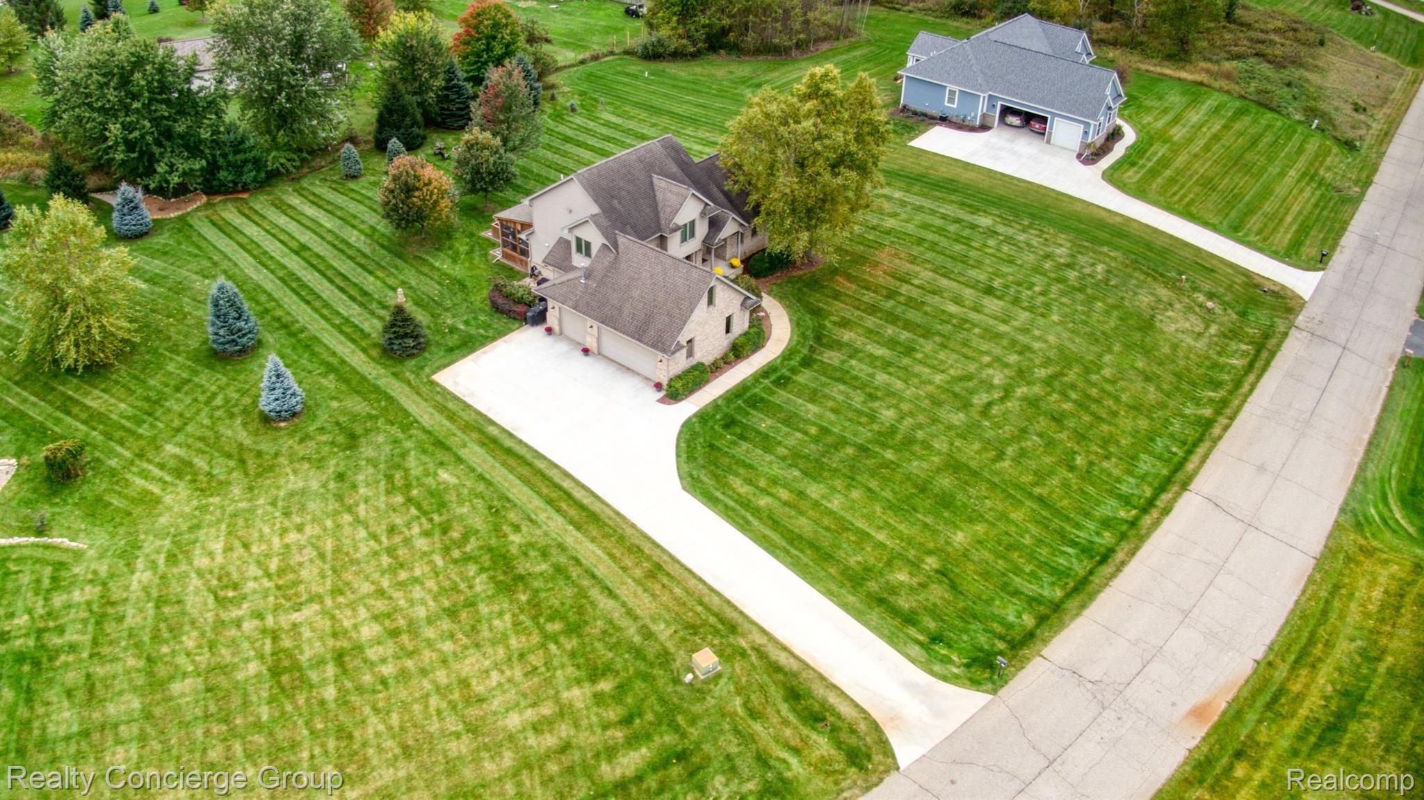 1172 Thorn Ridge Drive Howell, MI 48843 - Photo 66 of 71 Aerial view of home & property