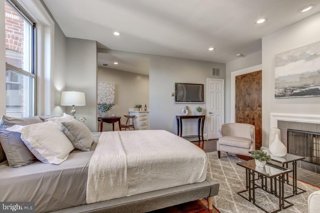 2129 Florida Avenue Northwest, Unit 507 Washington, DC 20008 - Photo 5 of 17