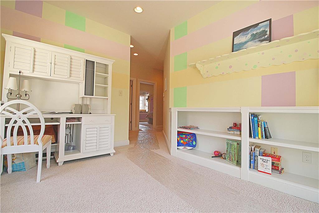 8670 Fall Creek Road Indianapolis, IN 46256 - Photo 14 of 24 Gallery Image 14