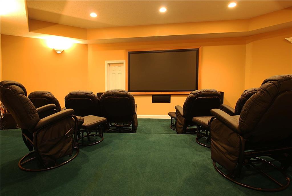 8670 Fall Creek Road Indianapolis, IN 46256 - Photo 21 of 24 Gallery Image 21