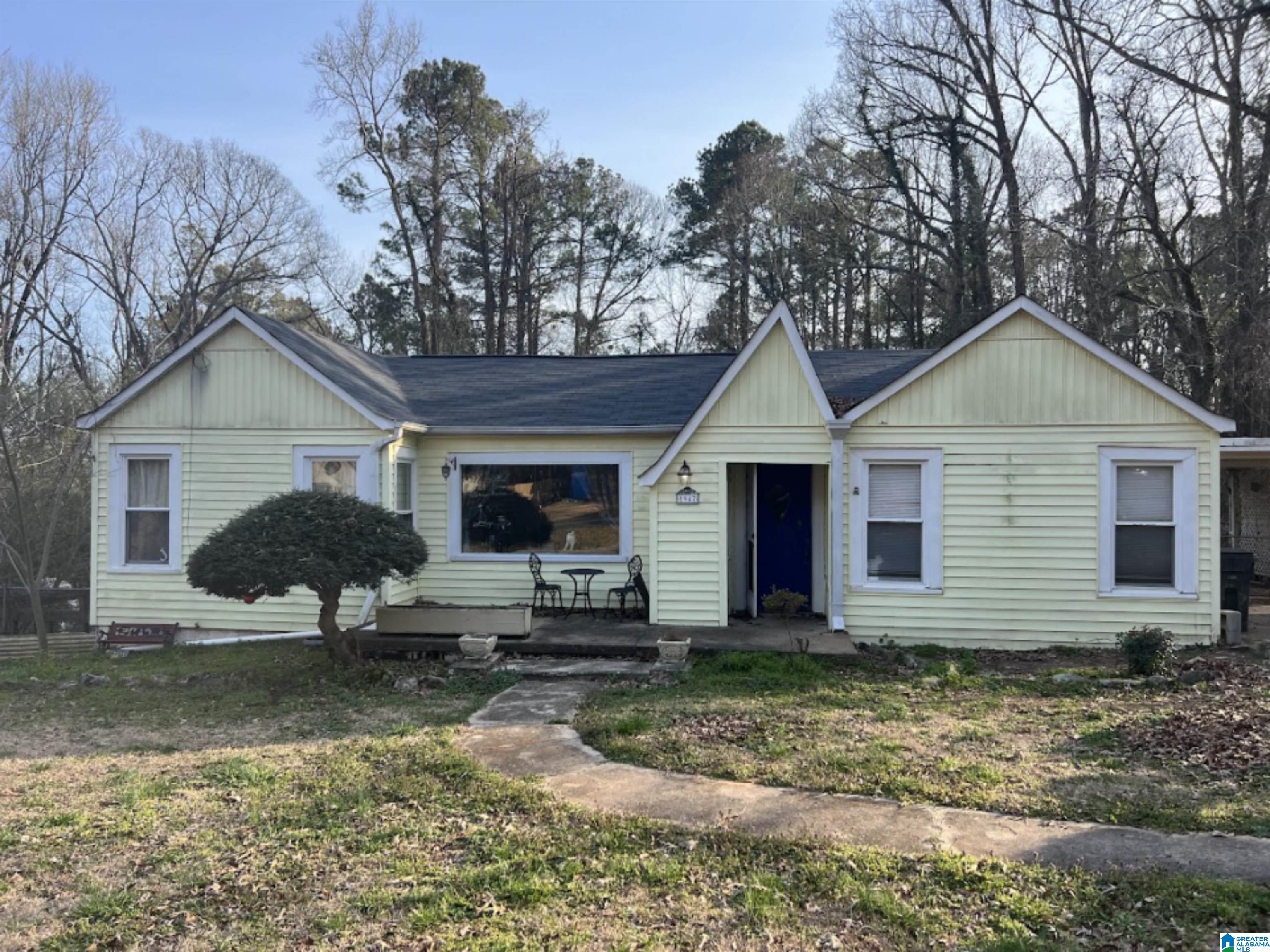 1947 West Pine Street Alexander City, AL 35010 - Photo 1 of 25