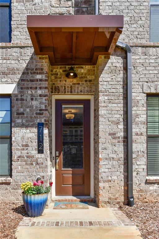 712 Alden Drive Decatur, GA 30030 - Photo 2 of 37
