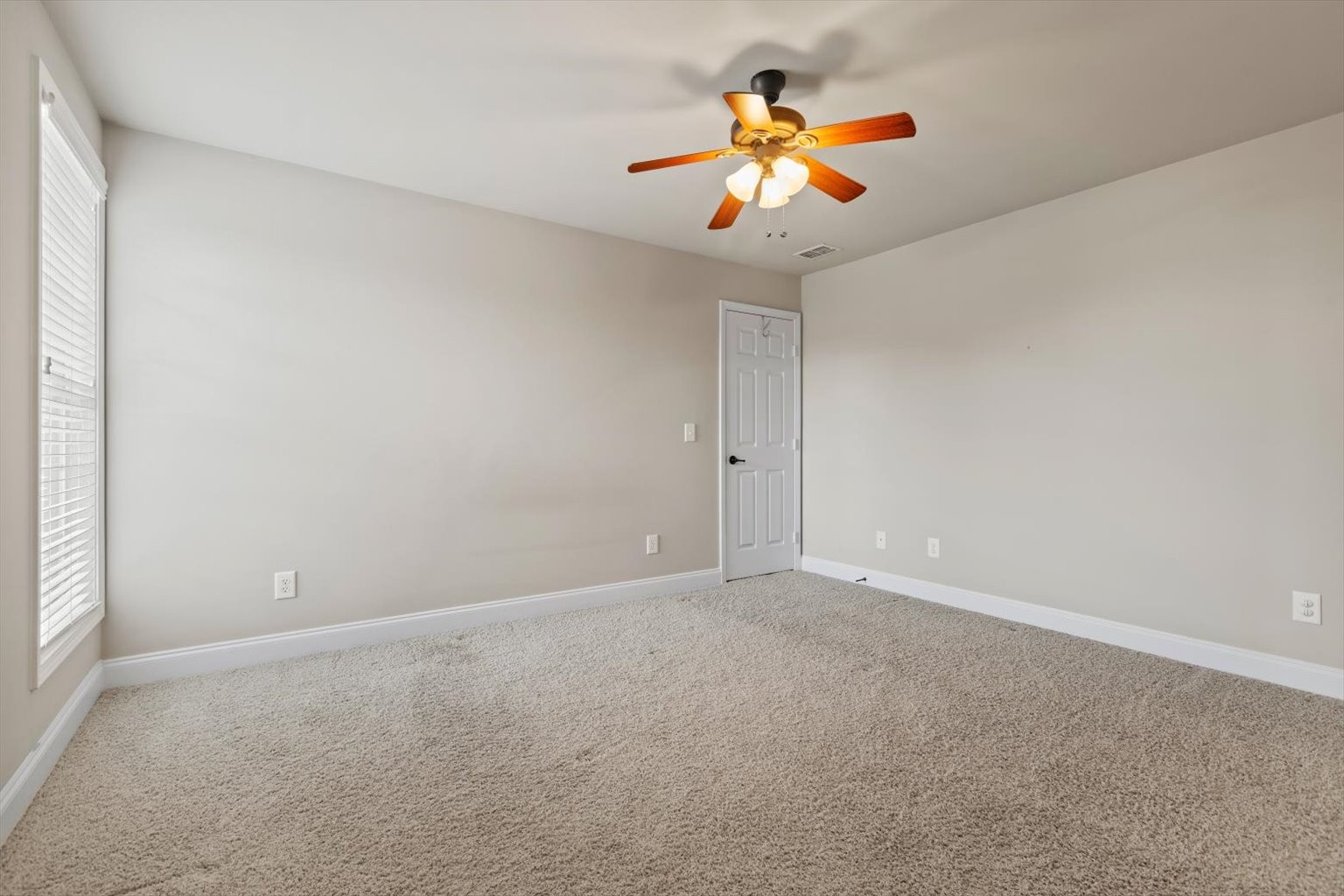 1114 Chickadee Circle Hermitage, TN 37076 - Photo 31 of 39 an empty room