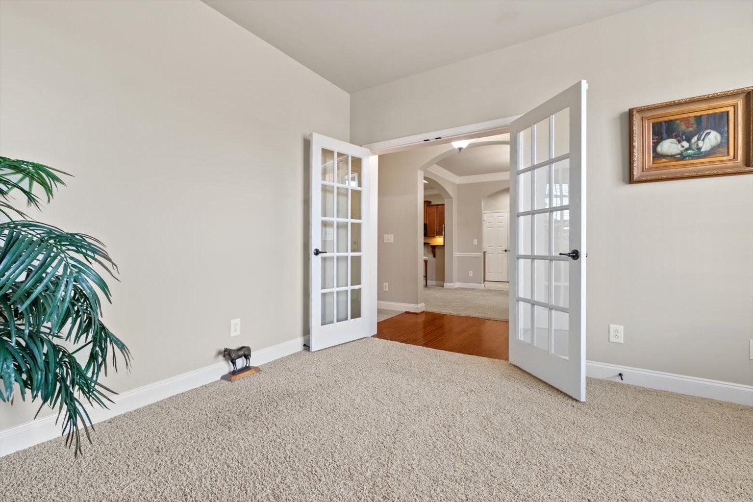 1114 Chickadee Circle Hermitage, TN 37076 - Photo 6 of 39 an empty room with windows and closet