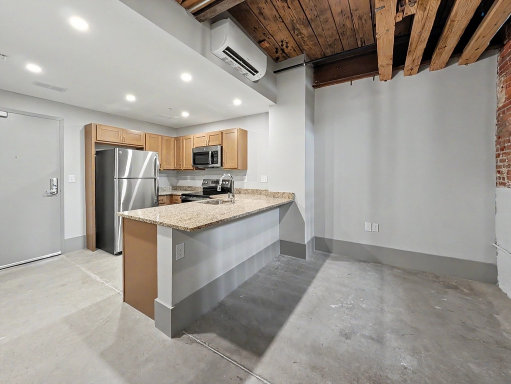 90 Grove Street, Unit LL2 Worcester, MA 01605 - Photo 2 of 19 Gallery Image 2