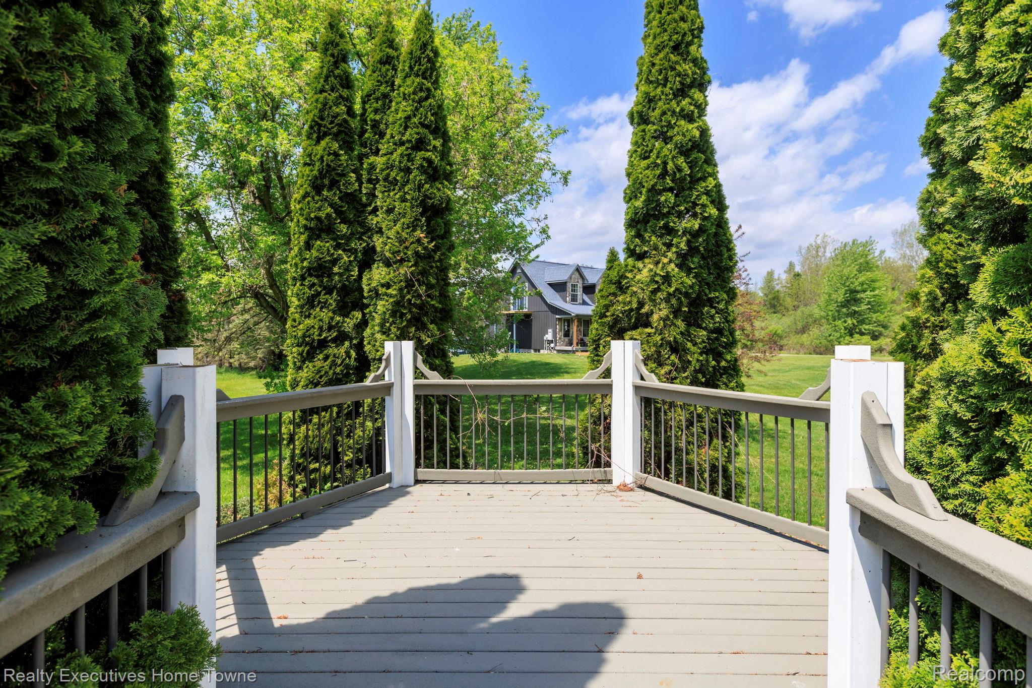 1041 Mackie Road Almont, MI 48003 - Photo 16 of 56 View of wooden deck
