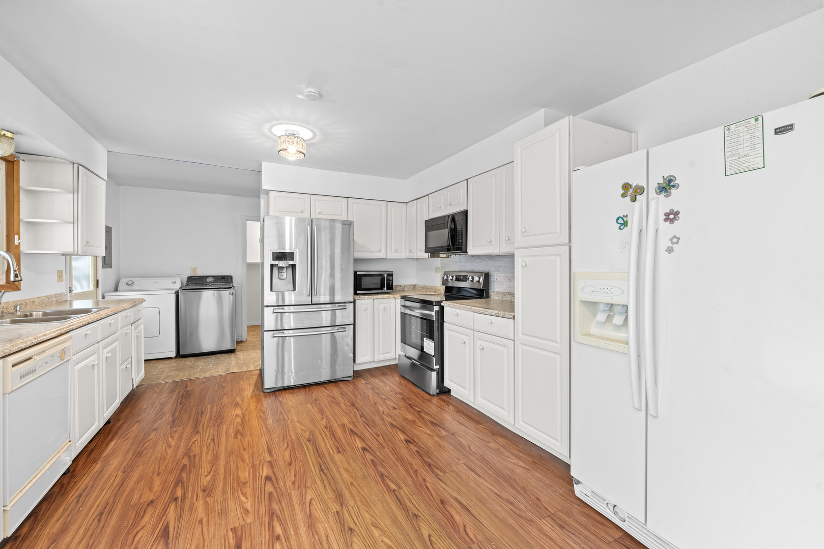 109 Landmeier Road Elk Grove Village, IL 60007 - Photo 20 of 24 Gallery Image 20