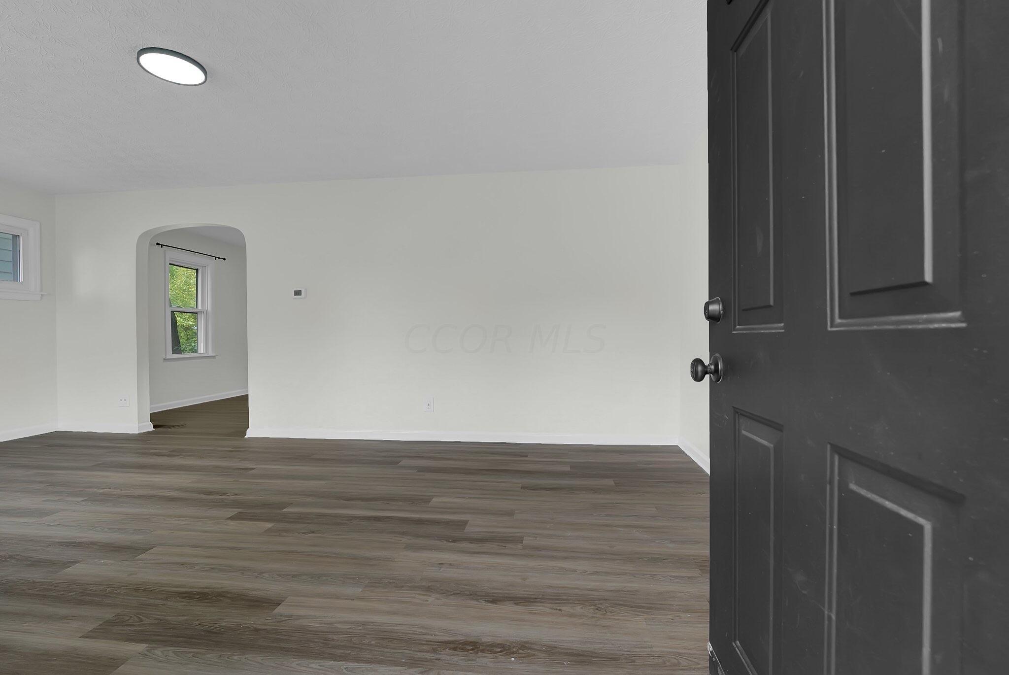 64 North James Road Columbus, OH 43213 - Photo 9 of 20 76CE47FB-2051-4013-8DD9-22DB4DE18F39