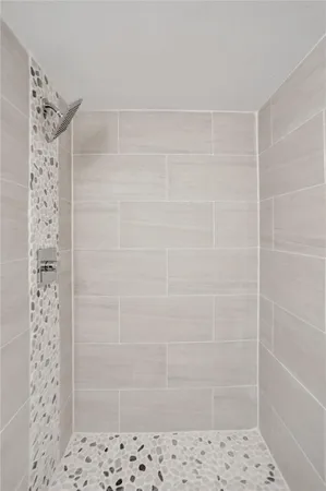 $2,000 | 4205 North University Drive, Unit 108, Sunrise, FL 33351