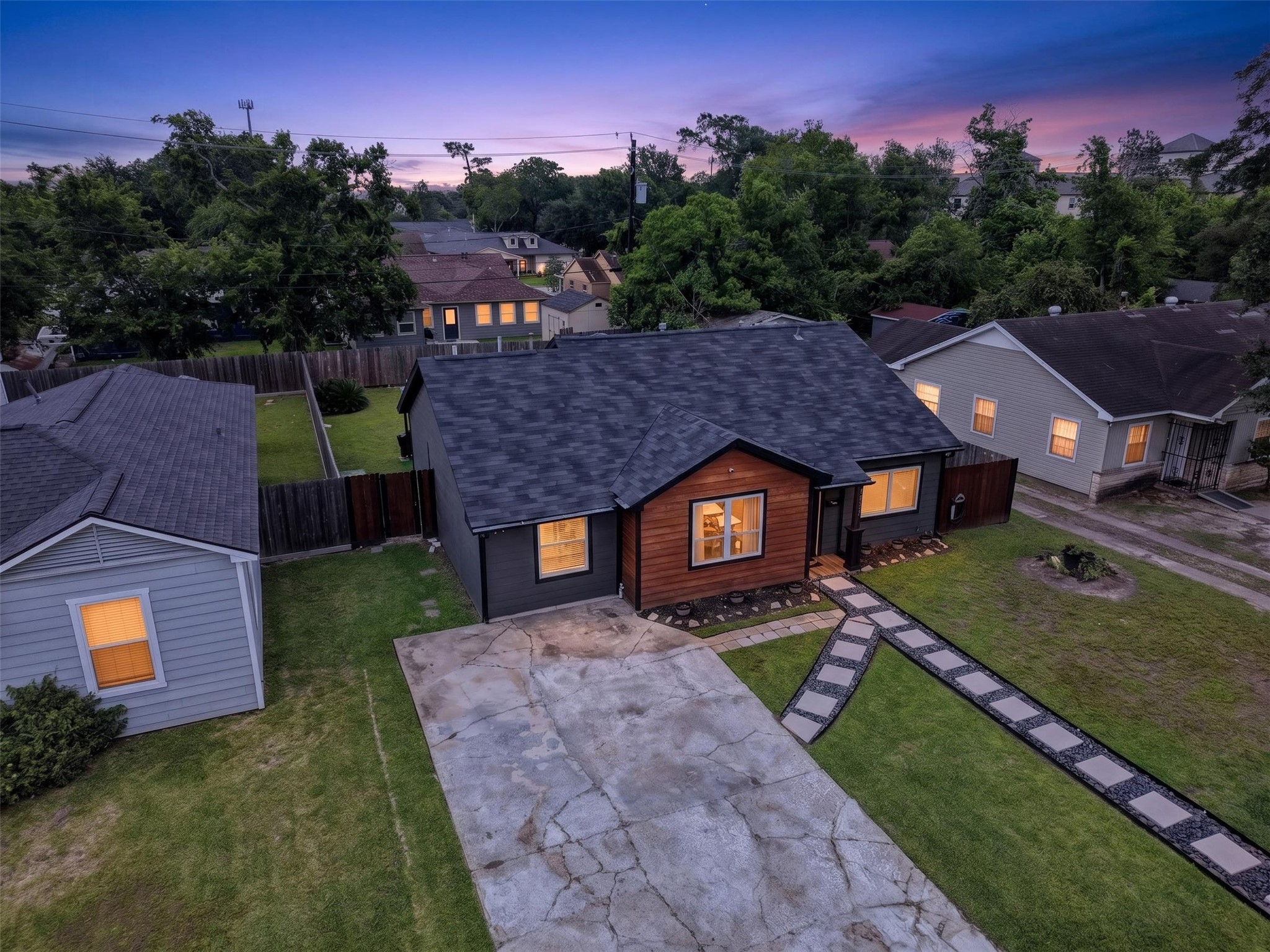 3863 Arbor Street Houston, TX 77004 - Photo 3 of 35 an aerial view of a house with a yard
