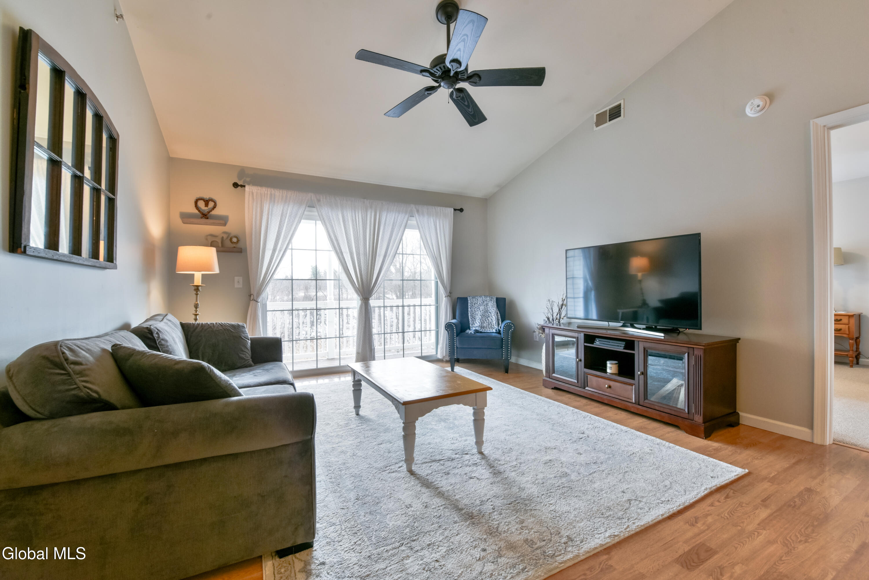 410 Cedar Run Rensselaer, NY 12144 - Photo 16 of 55 17