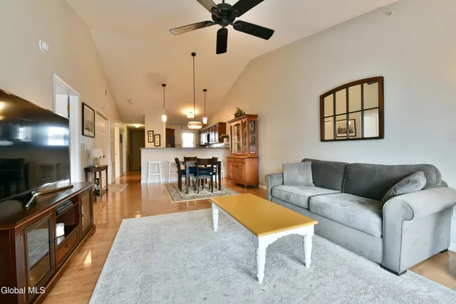 $249,900 | 410 Cedar Run, Rensselaer, NY 12144