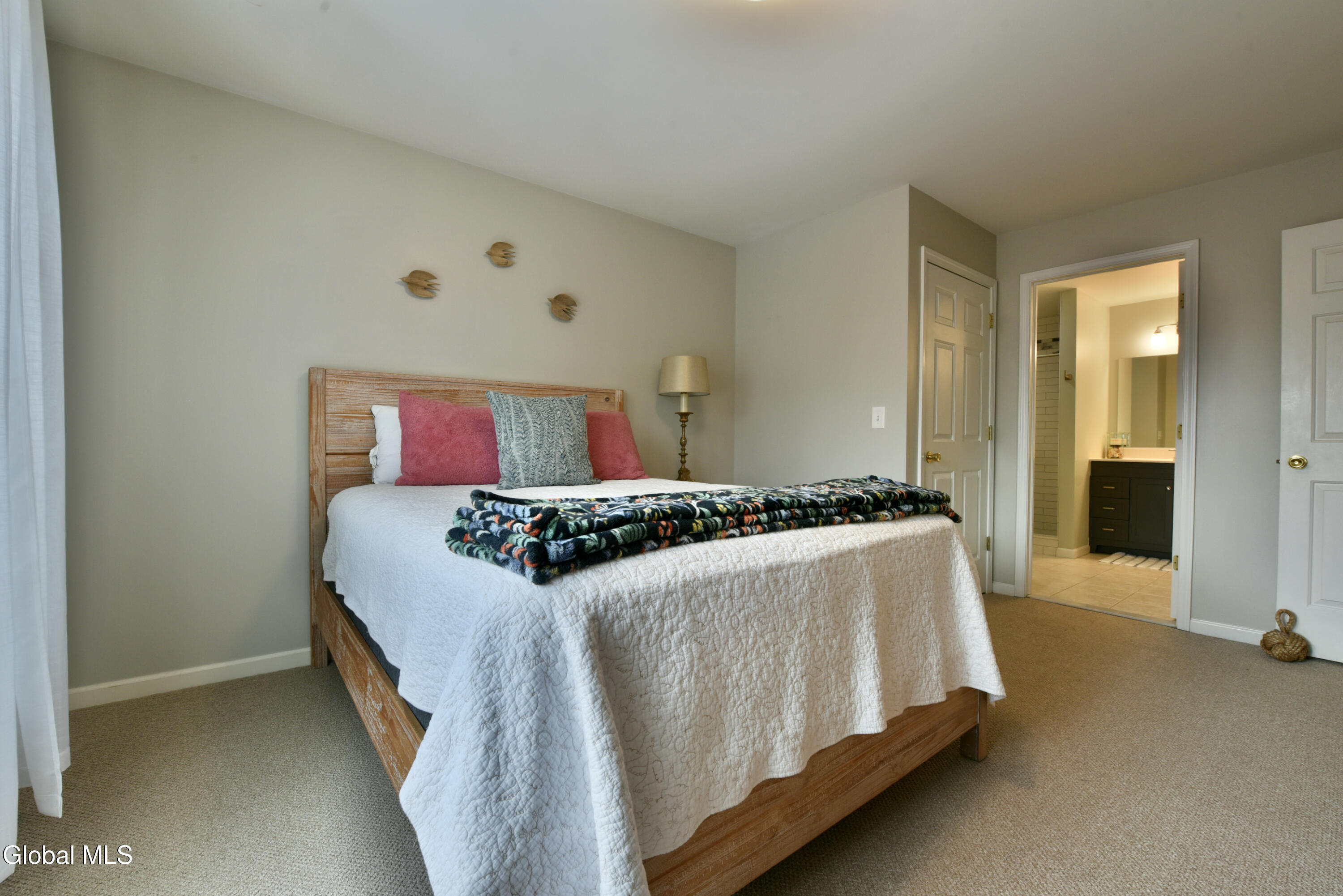 410 Cedar Run Rensselaer, NY 12144 - Photo 23 of 55 23