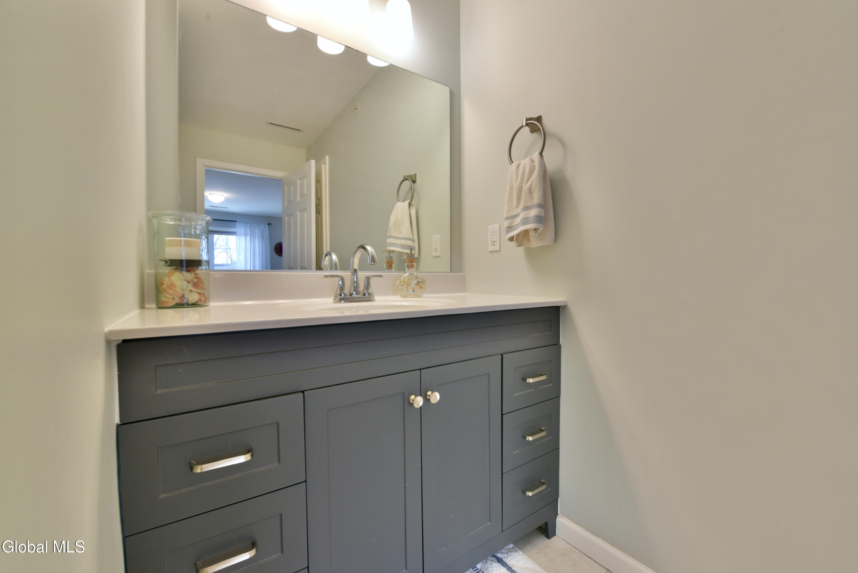 410 Cedar Run Rensselaer, NY 12144 - Photo 26 of 55 26